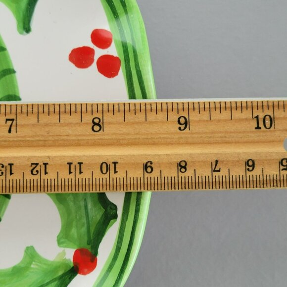 Holly Jolly Salad Plate Hand Painted in Italy, by Anne Hathaway Present Tense - Picture 8 of 8